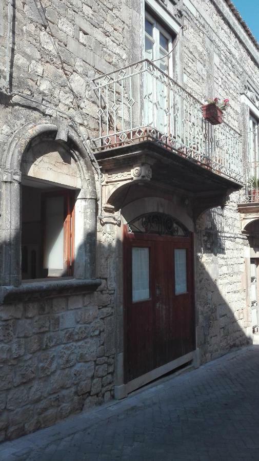 B&B Candido Vacanze Modica Eksteriør billede